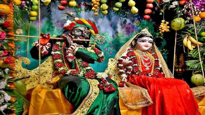গুপ্ত প্রেস পঞ্জিকা অনুযায়ী একাদশী তিথি থাকবে রবিবার, ২৭ অগাস্ট, বাংলার ৯ ভাদ্র তারিখের বিকেল ৫.১৪ মিনিট পর্যন্ত।