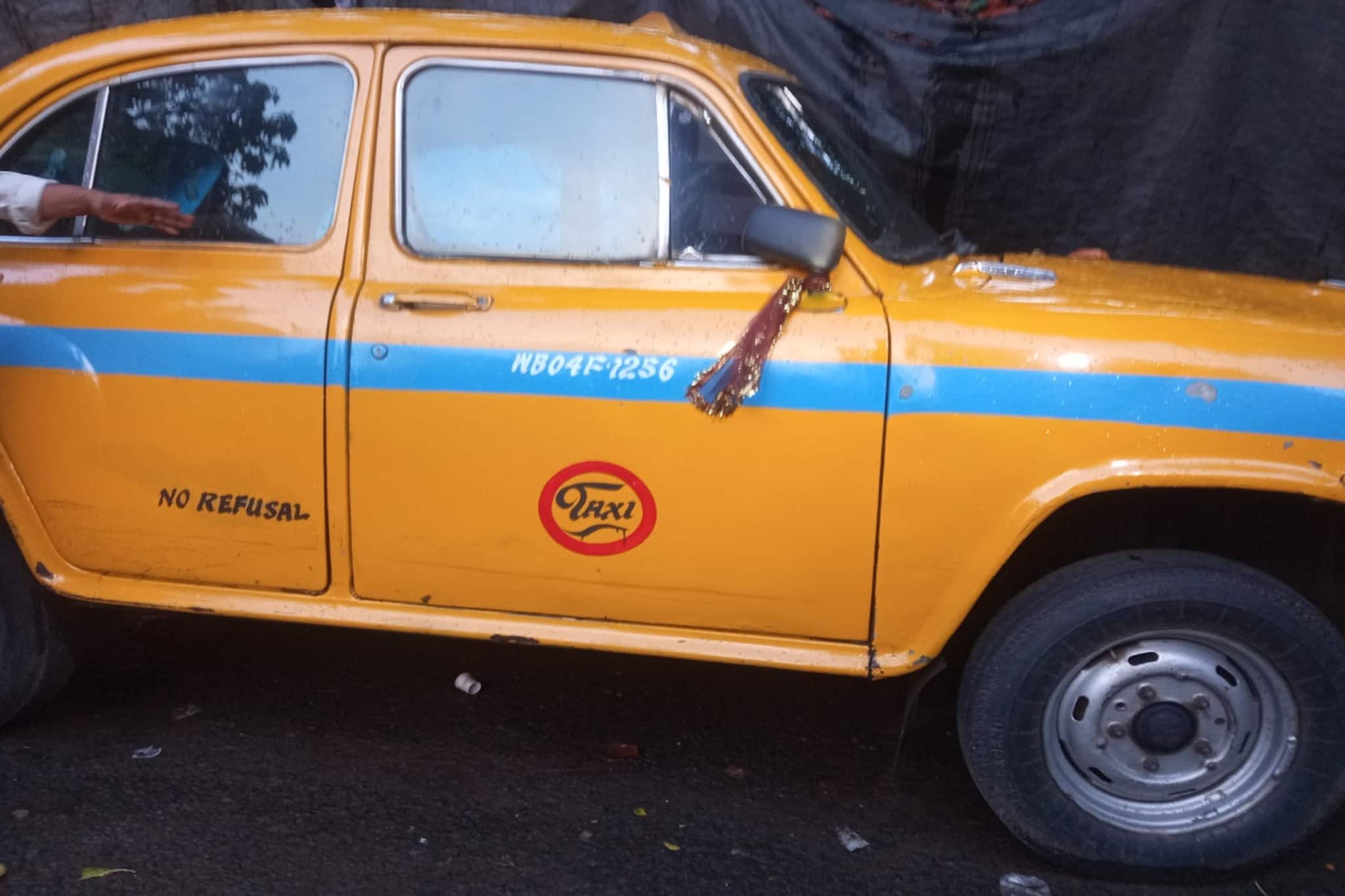 যাদবপুর ছাত্র মৃত্যু কাণ্ডে হলুদ ট্যাক্সির রহস্য উন্মোচন! চালকের বয়ানে চমক!