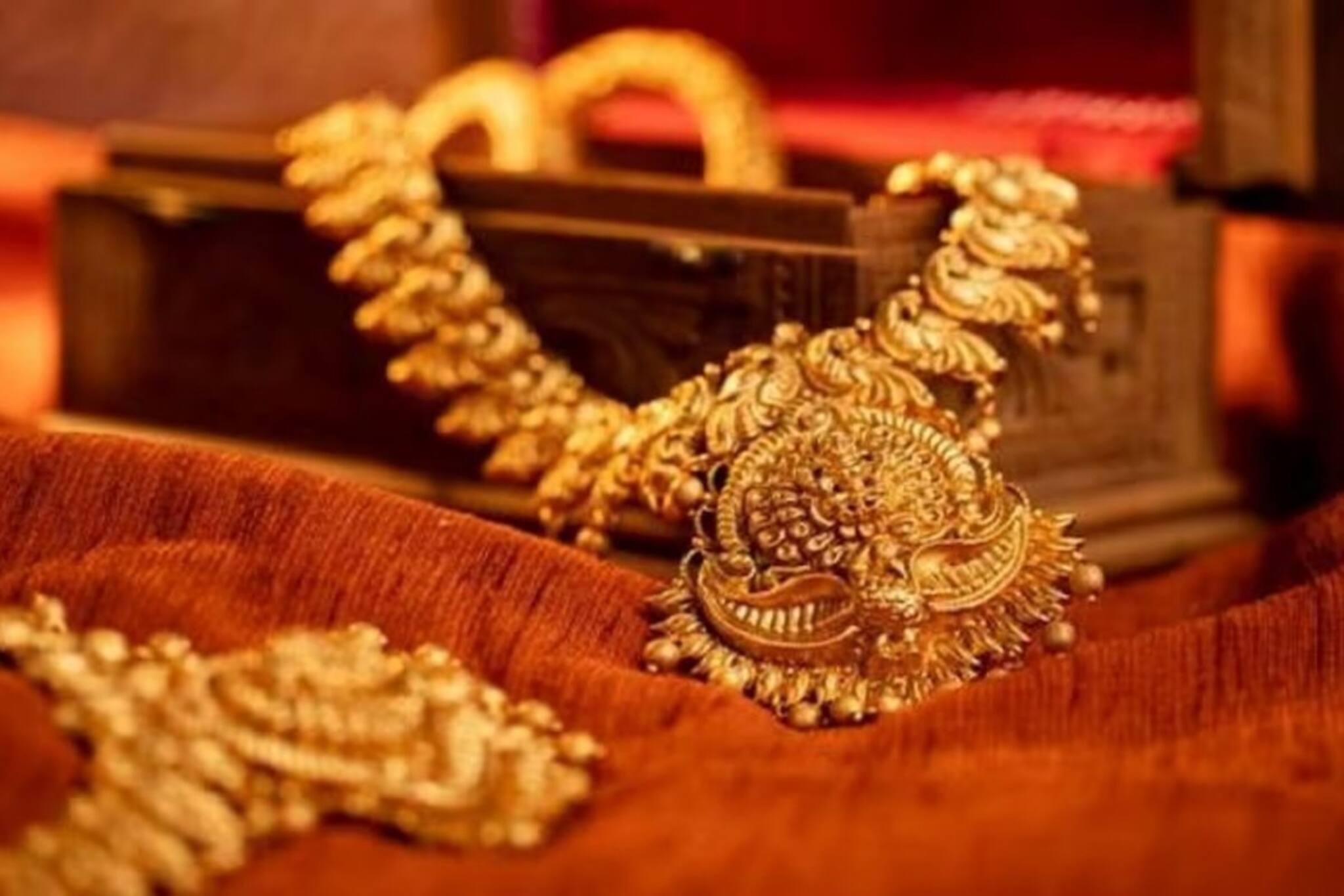 লকারে গয়না রাখা কি আদৌ নিরাপদ?