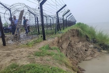 প্রবল বৃষ্টিতে পদ্মা নদীতে জলস্তর বৃদ্ধি, শুরু হল ভাঙন...