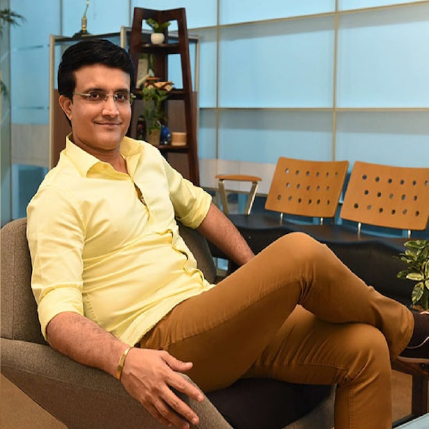 আয়ুস্মান বলেছেন, এখনই এই নিয়ে বিস্তারিত জানাতে পারব না। আমাদের আনুষ্ঠানিক ঘোষণার জন্য অপেক্ষা করতে হয়। যখন যেটা ঘটবে, তখনই বলতে পারব।