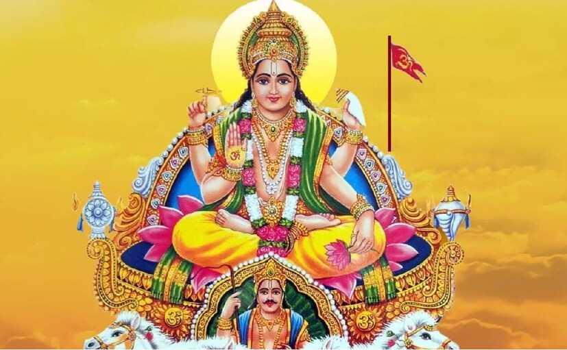 আপাতত সূর্য অবস্থান করছেন সিংহ রাশিতে, ১৭ সেপ্টেম্বর ২০২৩ তারিখে তিনি গোচর করবেন কন্যা রাশিতে, অতএব সে দিন থেকেই শুরু হবে কন্যা সংক্রান্তি। একই সঙ্গে, ওই দিন থেকে বিশেষ কিছু রাশির জন্য শুরু হবে সুসময়, কীভাবে তা দেখে নেওয়া যাক এবারে।