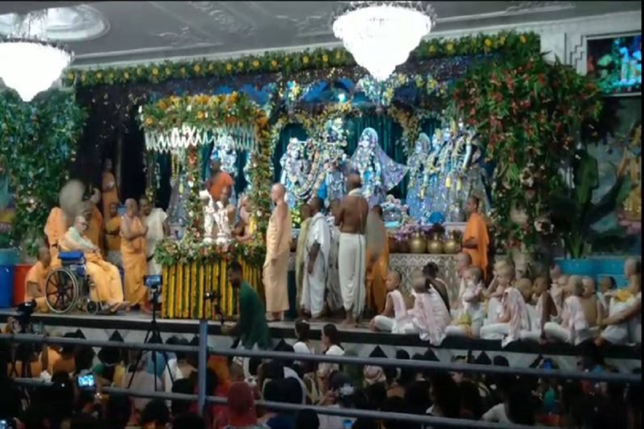 রাধারানির জন্মদিন পালন! রাধাষ্টমী উৎসব মায়াপুর ইসকন মন্দিরে! দেখুন ভিডিও