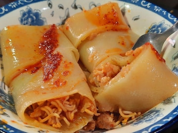 Tibetan Food: তিব্বতি খাবার ‘লাফিং’ খেতে উপচে পড়ছে ভিড়! কোথায় পাবেন? জেনে নিন ঠিকানা