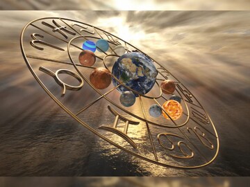 রাশিফল ৪ সেপ্টেম্বর: দেখে নিন কেমন যাবে আজকের দিন 