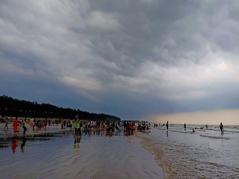 সূত্রের খবর, দিঘায় 'আন্ডার ওয়াটার পার্ক' গড়ার দায়িত্বে পেয়েছে হিডকো নামক সংস্থা। ইতিপূর্বে দিঘায় পর্যটকদের জন্য জগন্নাথ ধাম মন্দির নির্মাণ করা হয়েছে। সেই কাজ শেষের পথে। আগামী বছর শুরুর দিকে লোকসভা ভোটের আগেই মন্দিরের উদ্বোধনের সম্ভাবনা রয়েছে।