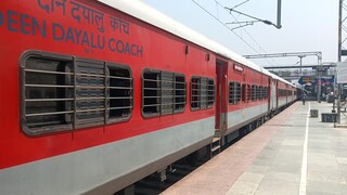 ট্রেন বাতিল 