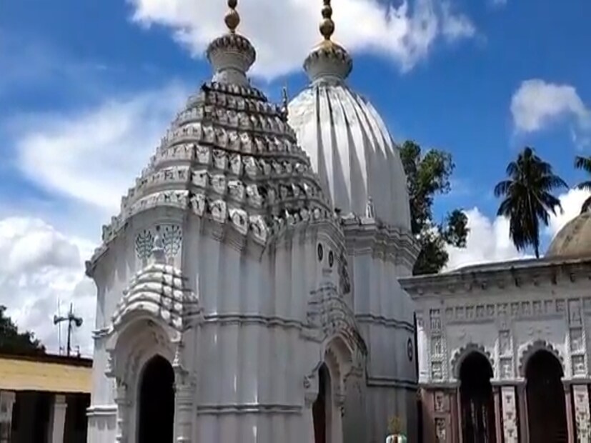 পূর্ব মেদিনীপুর জেলার পটাশপুরে অবস্থিত পঁচেট গড় রাজবাড়ি। দাস মহাপাত্র পরিবারের এই রাজবাড়ী গড়ে ওঠার পেছনে আছে চমকপ্রদ ইতিহাস। এই রাজবাড়ির পূর্বপুরুষ কালা মুরারিমোহন দাসমহাপাত্র ছিলেন বিখ্যাত সেতার বাদক।