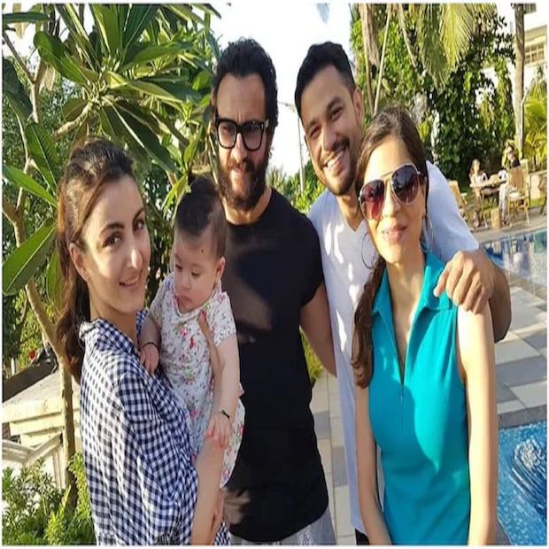 সাবার সঙ্গে করিনা কাপুরের সম্পর্ক বন্ধুর মতোই। শোনা যায়, জন্মদিনে করিনাকে অলঙ্কার উপহার দিয়েছিলেন তাঁর তখনকার বয়ফ্রেন্ড সইফ। সেই জুয়েলারি ডিজাইন করেছিলেন সাবা। সাবার ডিজাইনে এতটাই মুগ্ধ হয়েছিলেন করিনা, তার পর থেকেই নাকি তাঁদের মধ্যে বন্ধুত্ব গাঢ় হয়।