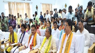 ভোটের ফলাফলে এখন বিধানসভায় শাসক জোটের সদস্য সংখ্যা ৩২ থেকে বেড়ে ৩৪ জন হয়েছে