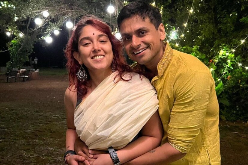 সূত্র থেকে আরও জানা গেছে, বলিউডের মি.পারফেরশনিস্টের একমাত্র মেয়ের বিয়েতে বলি ইন্ডাস্ট্রির কেউই সেভাবে উপস্থিত থাকবেন না৷ ইতিমধ্যেই নাকি বিয়ের প্রস্তুতিও শুরু করে দিয়েছেন অভিনেতা৷