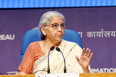 পুজোর আগেই বৈঠকে বসছে GST কাউন্সিল