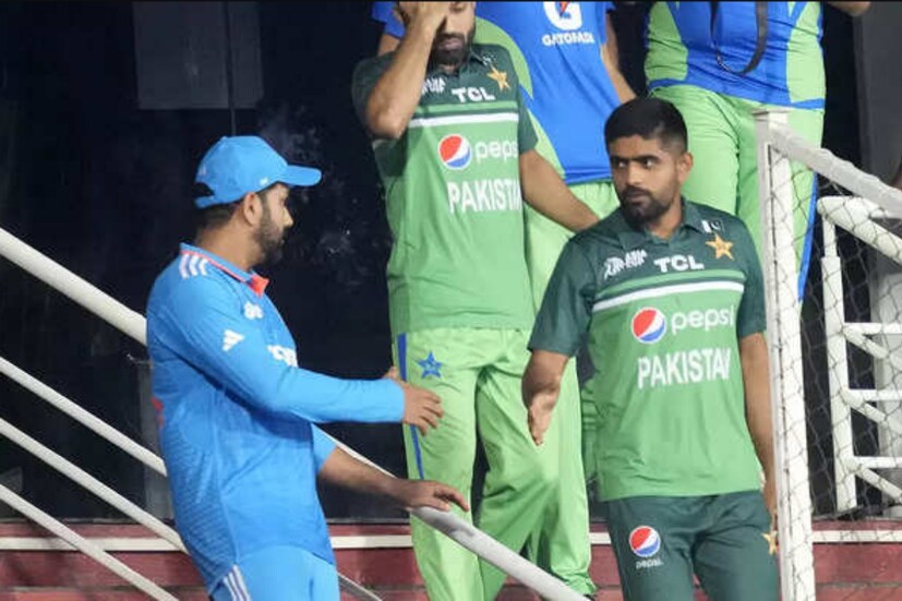 এশিয়া কাপের গ্রুর পর্বের ভারত-পাকিস্তান দ্বৈরথ বৃষ্টির কারণে ভেস্তে গিয়েছিল। তবে ম্যাচে পাকিস্তান পেসারদের দুরন্ত বোলিং ও ভারতীয় ব্যাটিং টপ অর্ডারের ব্যর্থতা নিয়ে কম আলোচনা হয়নি।