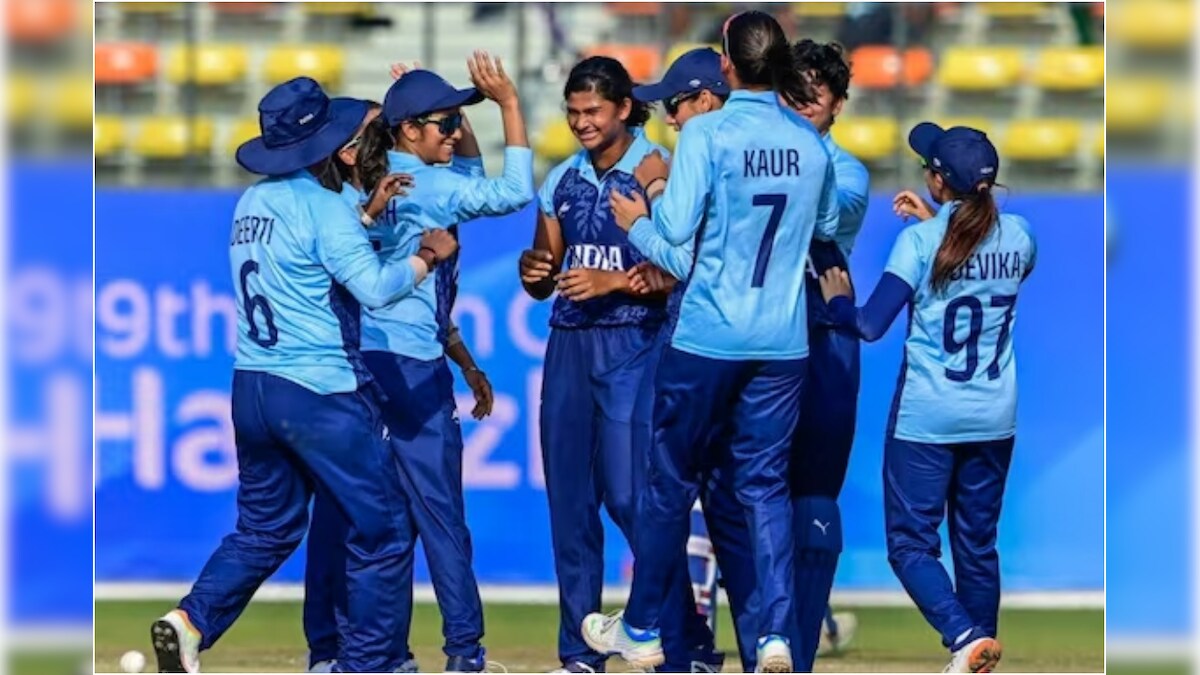 women-s-u19-world-cup-india-beat-nz-by-8-wickets-enters-final
