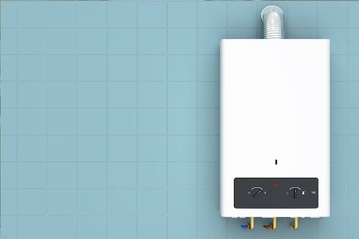 Water Heater শীতের আগে গিজার বা হিটার কেনার প্ল্যান? ইনস্ট্যান্ট