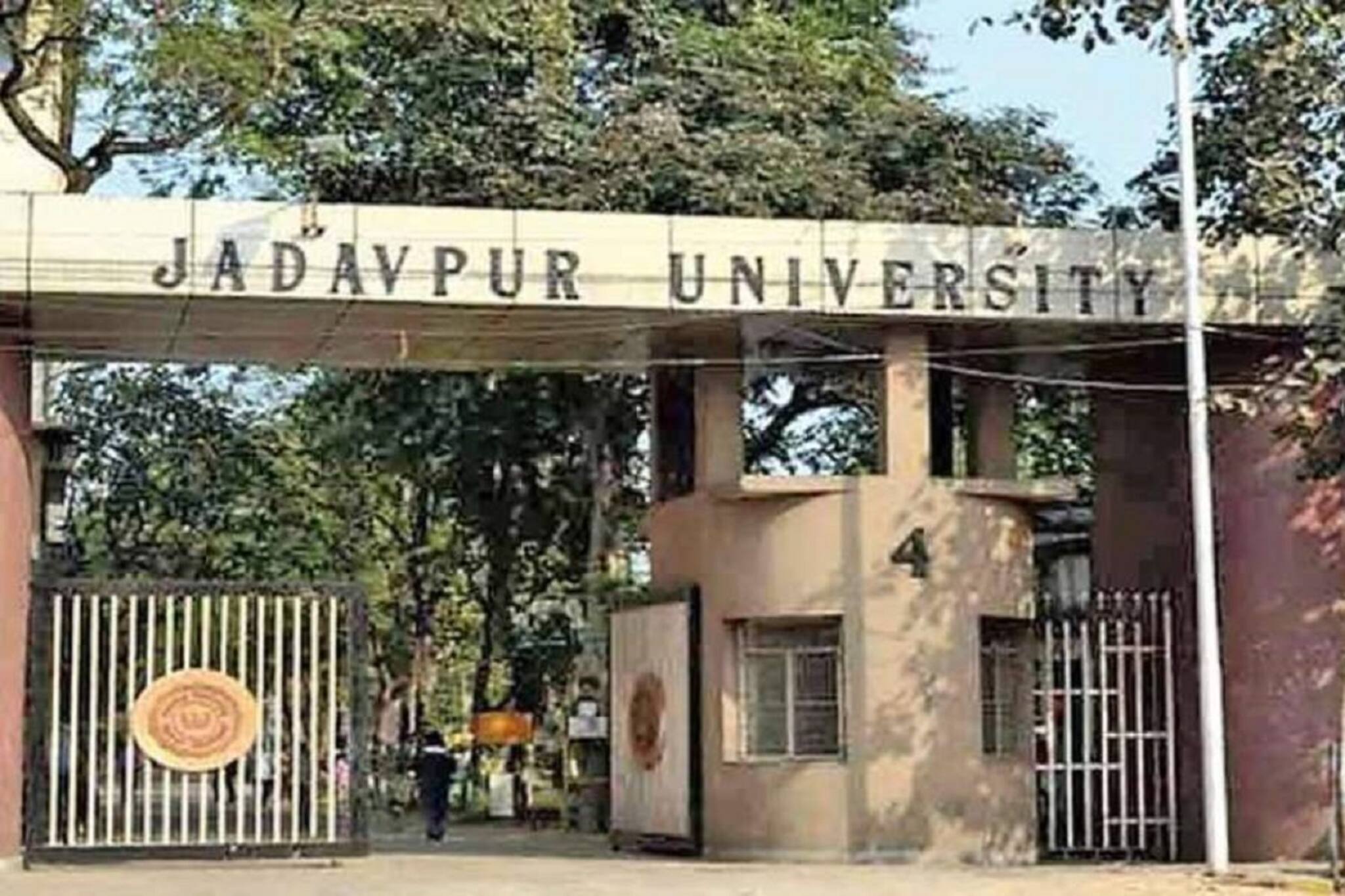 যখন তখন ক্যাম্পাস-হস্টেল পরিদর্শন, যাদবপুরে এবার কড়া অ্যান্টি র‍্যাগিং স্কোয়াড