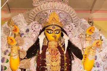 দুর্গাপুজোর পরেই চন্দননগর-কৃষ্ণনগর মেতে উঠবে জগদ্ধাত্রী পুজোয়, জেনে নিন নির্ঘণ্ট