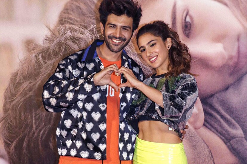 ‘লভ আজ কাল’ছবিতে একসঙ্গে কাজ করেছিলেন সারা এবং কার্তিক। শোনা যায় পর্দার প্রেম গড়িয়ে ছিল বাস্তবেও। দু'জনের কেউই অবশ‍্য নিজে মুখে কখনও সম্পর্কের কথা স্বীকার করেননি।