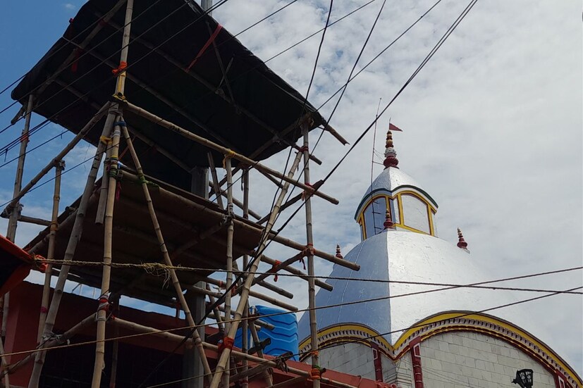 তবে ভাদ্র মাসের এই কৌশিকী অমাবস্যায় লক্ষাধিক মানুষের সমাগম ঘটে, অনেকই মনে করেন এই দিন দ্বারকা নদীতে স্নান করে মা তারা কাছে কোনও মনস্কামনা করলে সে মনস্কামনা পূর্ণ হয়।