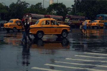 দক্ষিণবঙ্গে কাঁপিয়ে বৃষ্টি উইকএন্ডে! সোমবার আরও বাড়বে বৃষ্টি, জানুন পূর্বাভাস