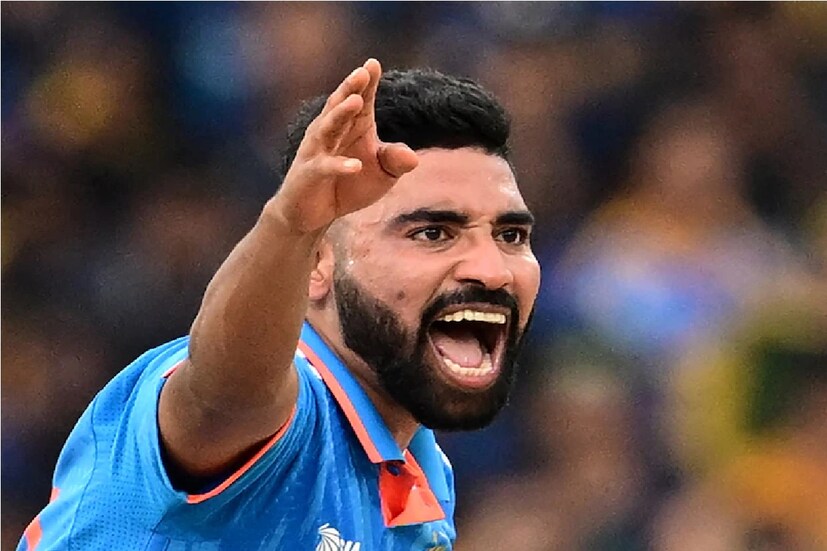 ডানহাতি মহম্মদ সিরাজ বল হাতে আগুন ঝরিয়েছেন৷ এশিয়া কাপে তাঁর আগুনে স্পেল ছিল৷