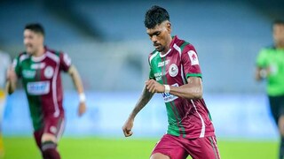 ফেরান্দো-সাইমন দ্বৈরথ, বুধ সন্ধ্যায় যুবভারতীতে মোহনবাগান বনাম বেঙ্গালুরু (Photo Courtesy: Mohun Bagan SG) ফেরান্দো-সাইমন দ্বৈরথ, বুধ সন্ধ্যায় যুবভারতীতে মোহনবাগান বনাম বেঙ্গালুরু (Photo Courtesy: Mohun Bagan SG)