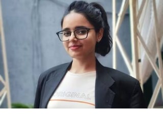 আজ তিনি রাজস্ব বিভাগের দক্ষ অফিসার