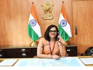 ইতিহাস গড়লেন জয়া বর্মা সিনহা