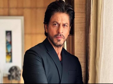 তাঁর পোস্টের উত্তরে অনুরাগীদের তরফে এসেছে শুভেচ্ছা স্রোত