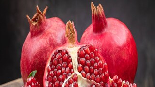 বেদানা আমাদের স্বাস্থ্যের জন্য খুবই উপকারী বেদানা আমাদের স্বাস্থ্যের জন্য খুবই উপকারী