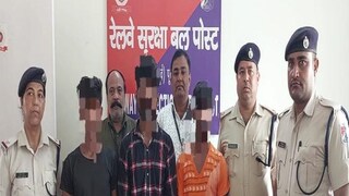 যাত্রীদের চুরি যাওয়া প্রায় ১.৭৪ লক্ষ টাকার সামগ্রী উদ্ধার ! গ্রেফতার ১১, বড় সাফল্য রেলওয়ে সুরক্ষা বাহিনীর  