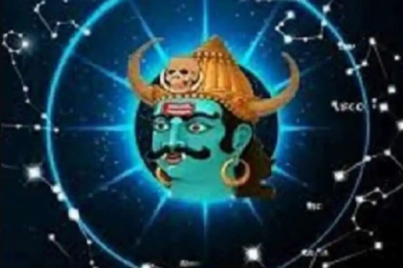 রাহুর মহাদশা - রাহুকে বৈদিক জ্যোতিষ শাস্ত্রে পাপী গ্রহ হিসাবে বিবেচিত হয়। রাহু গ্রহের মহাদশা একজন জাতক-জাতিকার উপর প্রায় ১৮ বছর স্থায়ী হয়।  রাহুর মহাদশা চলতে থাকলে কখন কী ধরণের প্রভাব দেখা যায় জ্যোতিষীর মতে তারই ব্যাখ্যা রইল৷