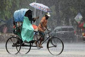 আজ সারা কলকাতায় যেন রেনি-ডে... আকাশ ভেঙে তুলকালাম বৃষ্টি! দিনেই নামল রাতের আঁধার আজ সারা কলকাতায় যেন রেনি-ডে... আকাশ ভেঙে তুলকালাম বৃষ্টি! দিনেই নামল রাতের আঁধার