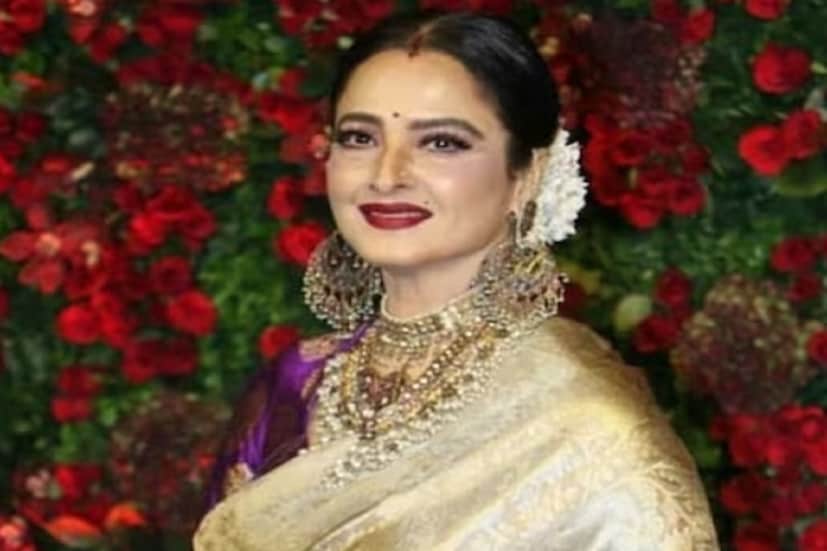 কেরিয়ারের শুরুর দিন থেকেই রেখার ছায়াসঙ্গী ফরজানা৷ এমনকী রেখার বেডরুমে তিনি ছাড়া আর কারোর প্রবেশের অনুমতি নেই৷  তিনিই একমাত্র রেখার পারফেক্ট পার্টনার, তাঁকে ছাড়া রেখা বাঁচতে পারবেন না৷ ইয়াসের উসমানের লেখা রেখার আত্মজীবনী 'দ্য আনটোল্ড স্টোরি'-তেই রেখার জীবনের এই অজানা অধ্যায় প্রকাশ্যে এসেছে৷  এখানেই শেষ নয়, ফরজানার সঙ্গেই তার সম্পর্ক রয়েছে এমন কথা রটেছিল স্বামী মুকেশ আগরওয়ালের আত্মহত্যার পরে৷ যদিও অভিনেত্রী তা মানতে নারাজ ছিলেন৷