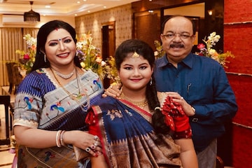 কারণ সেই শোভন, পাল্টে গেল মেয়ে মহুলের পরিচয়, বৈশাখীর পোস্ট ঘিরে চাঞ্চল্য কারণ সেই শোভন, পাল্টে গেল মেয়ে মহুলের পরিচয়, বৈশাখীর পোস্ট ঘিরে চাঞ্চল্য