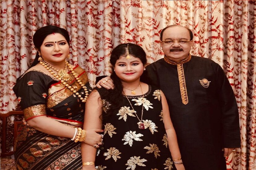 *কন্যাদিবসে মুক্তি মিলেছে বৈশাখী বন্দ্যোপাধ্যায়ের মেয়ে মহুল অর্থাৎ রিলিনার। সোশ্যাল মিডিয়ায় এক দীর্ঘ পোস্ট করে একথা জানিয়েছেন বৈশাখী নিজেই। 