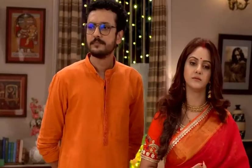 তারপর আবার এই জুটিকে লীনা গঙ্গোপাধ্যায়ের ‘বালিঝড়’ সিরিয়ালে দেখা যায়। তবে তা তেমন ভাবে সাড়া ফেলতে পারেনি। টিআরপি তালিকায় ভাল ফল করতে না পারায় কয়েক মাসের মধ্যেই বন্ধ হয়েছিল মেগা। 