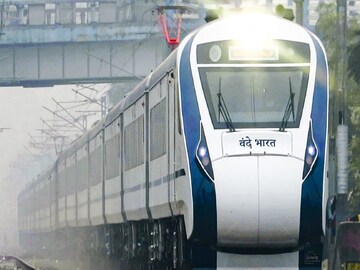 রবিবার যাত্রা শুরু নয়া চেহারার বন্দে ভারতের