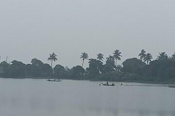 দক্ষিণবঙ্গে আজ বিক্ষিপ্ত বৃষ্টি, আগামিকাল থেকে আবহাওয়ার পরিবর্তনের সম্ভাবনা