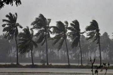 ঘনিয়েছে নিম্নচাপ! তুমুল বৃষ্টিতে তোলপাড় বাংলার উত্তর-দক্ষিণ, আবহাওয়ার জরুরি খবর! ঘনিয়েছে নিম্নচাপ! তুমুল বৃষ্টিতে তোলপাড় বাংলার উত্তর-দক্ষিণ, আবহাওয়ার জরুরি খবর!