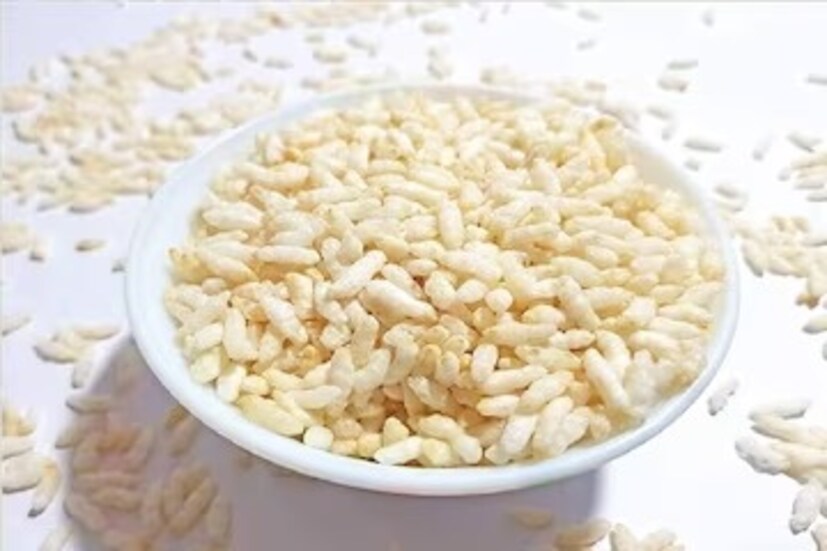 সব সময় ঠান্ডা ও শুকনো জায়গায় মুড়ি রাখুন। উত্তাপ বা সরাসরি সূর্যের আলো যেন মুড়ির কৌটোতে না পড়ে।