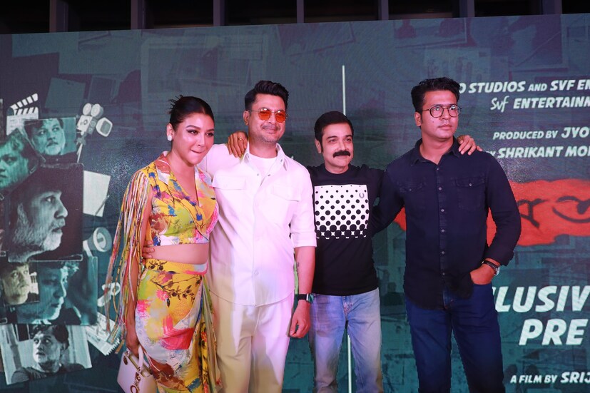 এবার পুজোয়, প্রেম… প্রতিশোধ… প্রলয়… একজন সেবিবে ঈশ্বর, আসছে ‘দশম অবতার’। আগামী ১৯ অক্টোবরের জন্য মুখিয়ে সকলে। পুজোর ভিড় এবার জমা হবে বাংলার প্রেক্ষাগৃহে।