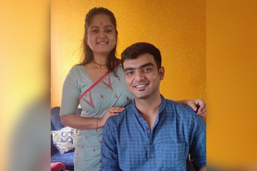 তাঁর বিপরীতেই কি দেখা যাবে ইপ্সিতাকে? এখনও পর্যন্ত সেই বিষয়ে মুখ খোলেননি কেউ। শোনা যাচ্ছে, সিরিয়ালের শুটিং চলছে পুরোদমে।