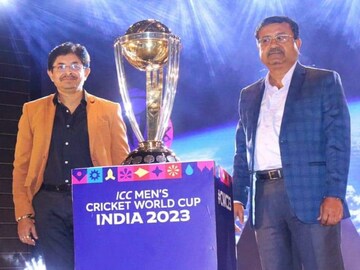 ইডেনে বিশ্বকাপ টিকিট নিয়ে জটিলতা অব্যাহত, অনুমোদিত সংস্থার জন্য বরাদ্দ কোটার টিকিটের নোটিস প্রত্যাহার, সমাধানে জয় শাহের সঙ্গে বৈঠকে সিএবি
