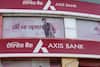 Axis Bank-এর গ্রাহকদের জন্য বড় খবর, বদল করা হল সুদের হার, দেখে নিন এখানে