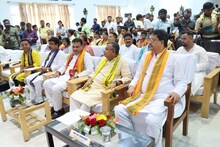 পদে থাকার চেয়েও দলের শক্তি বৃদ্ধিকে আগে রাখতে হবে, নেতাদের নির্দেশ মুখ্যমন্ত্রীর