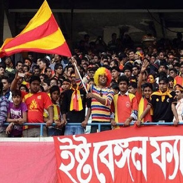২০০৪ সালে ডুরান্ড কাপের ফাইনালে মুখোমুখি হয়েছিল ইস্টবেঙ্গল-মোহনবাগান। ১৯ বছর আগের কথা।  তবু অনেকেরই হয়তো মনে আছে সেই ম্যাচের রেজাল্ট।
