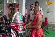 বাস্তবের বিশ্বকর্মারা পুজোর দিনেও কর্তব্যে অবিচল থাকলেন