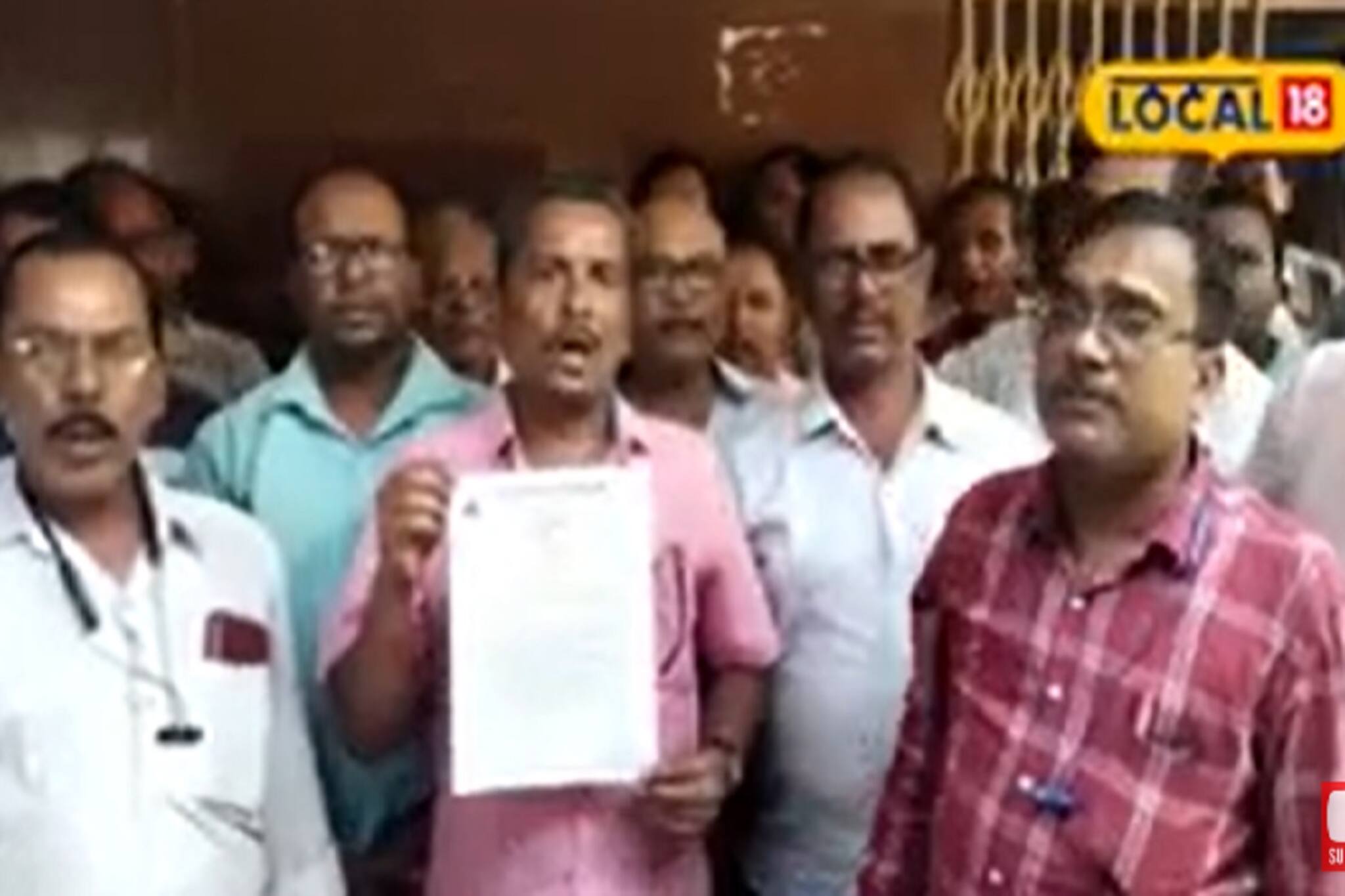 বাংলাতে দেদার চলছে ফিঙ্গারপ্রিন্ট জালিয়াতি, খোয়াতে হচ্ছে সব! দেখুন ভিডিও