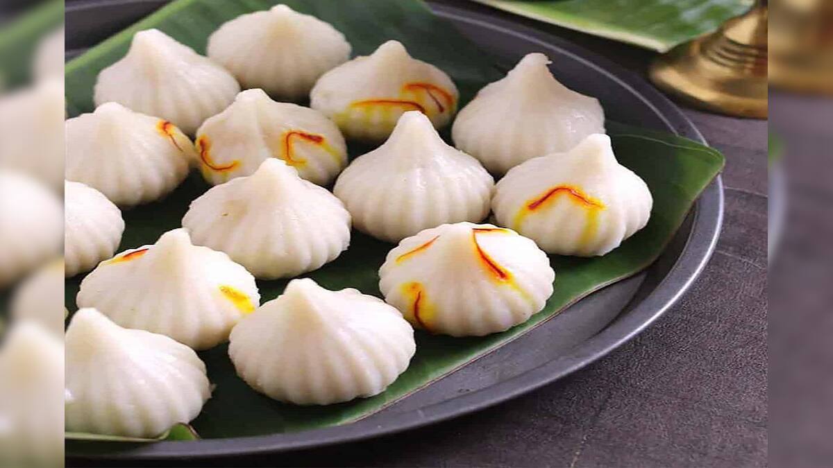 বাড়িতেই বানান গণেশ ঠাকুরের প্রিয় মোদক, রইল রেসিপি
